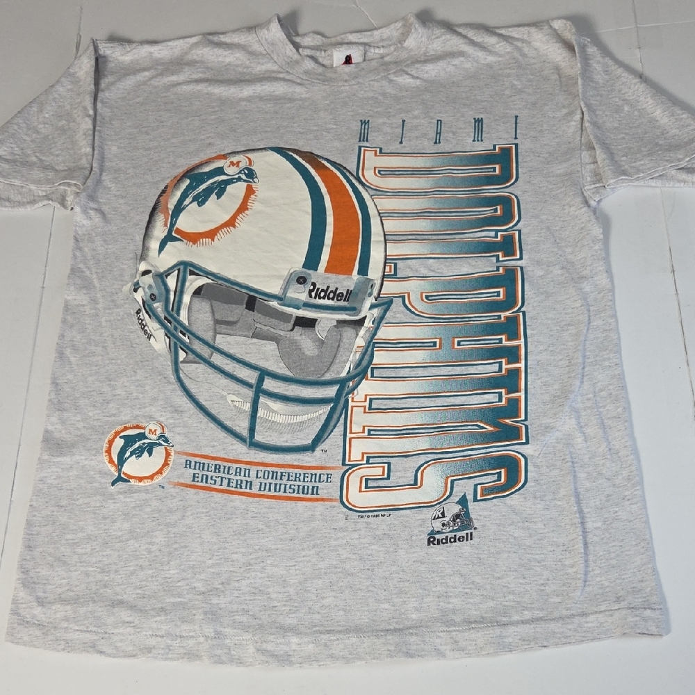 Riddell Vintage Miami Dolphins Big Helmet Gray T-Shirt